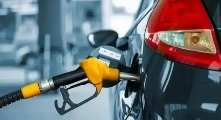 九游中国-油车降费电车缴费，2026年公路税费大改，你的车一年到底亏没亏？